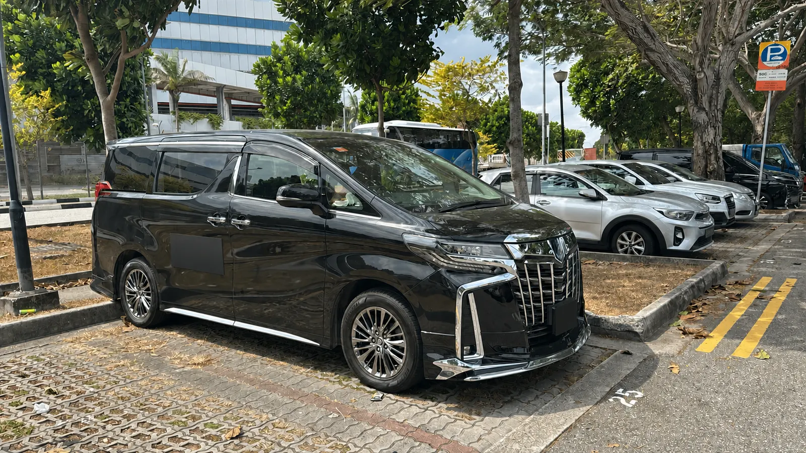 Executive MPV from the Singapore fleet with registration plate removed